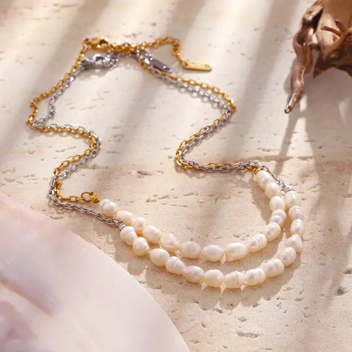 Collier ras du cou E.B.belle en perles baroques