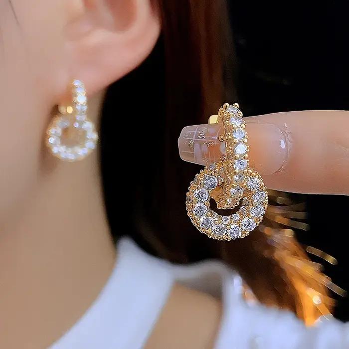 Boucles d'oreilles de luxe coréennes en plaqué or avec pendentif géométrique carré en Zircon pour femmes élégantes occasions spéciales