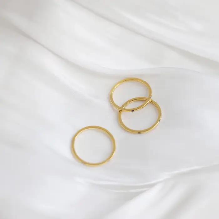Bagues empilables en acier inoxydable plaqué or 18 carats pour femmes