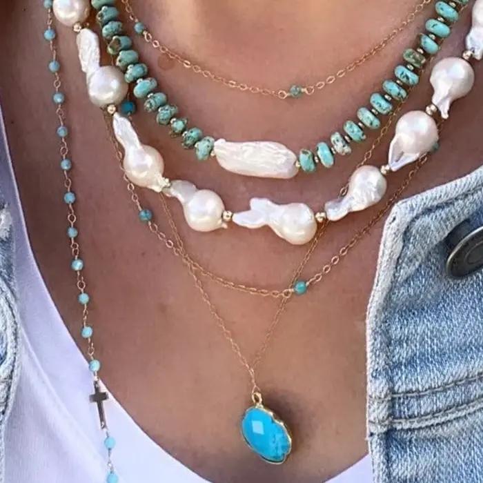 Collier de perles baroques naturelles au Design classique pour femmes