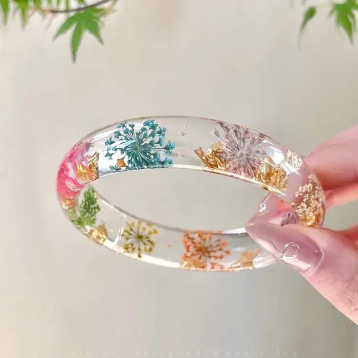 Bracelet manchette large en acrylique style bohème simple