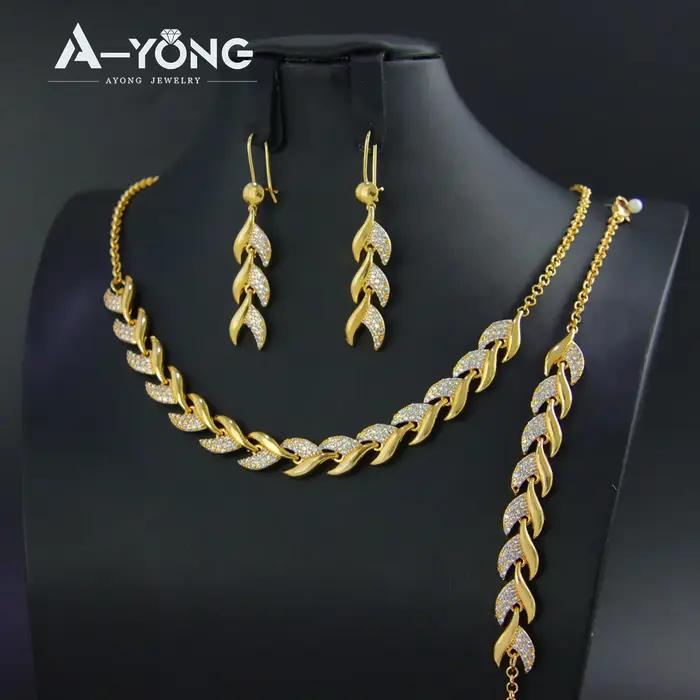 Ensemble de bijoux de luxe en zircone italienne plaqué or 21 carats pour femmes occasions spéciales mariage anniversaire