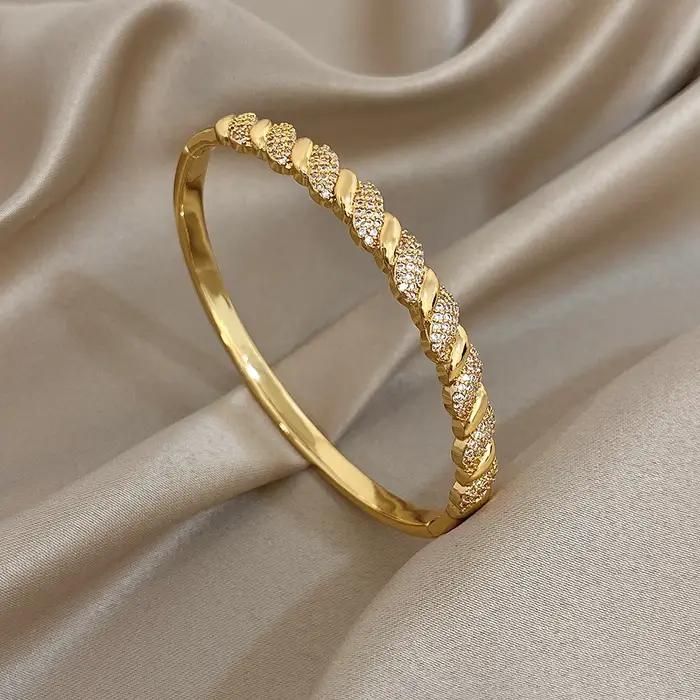 Freetry exquis brillant Zircon plaqué or Bracelets pour femme élégant irrégulier rond printemps ouvert bracelet de luxe bijoux cadeau