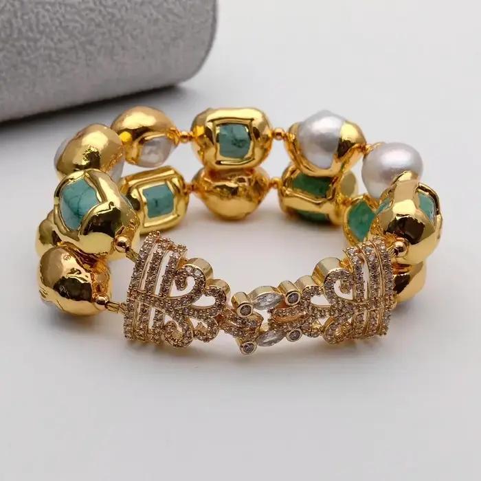 Bracelet Perle d'Eau Douce Blanche Pépite Turquoise Verte avec Bord Galvanisé