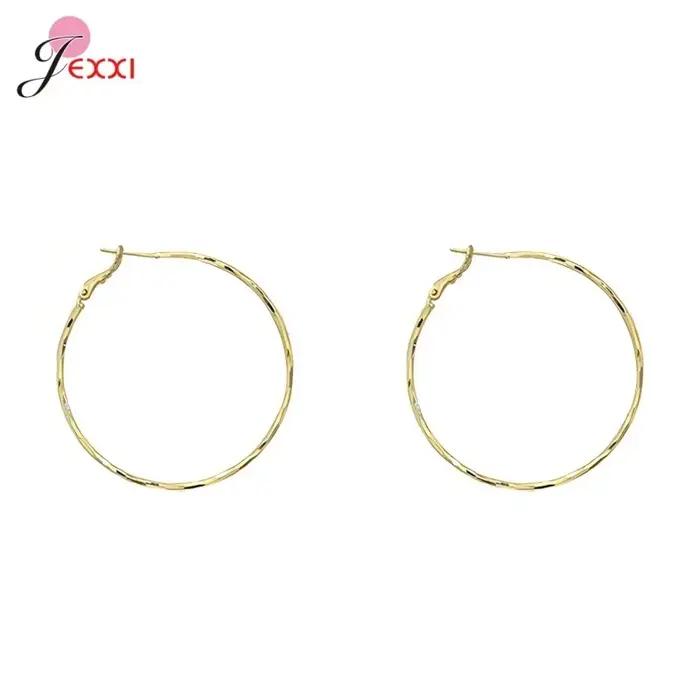 Boucles d'oreilles créoles en argent sterling 925 pour femmes, design simple et moderne, idéal pour les occasions spéciales et le quotidien