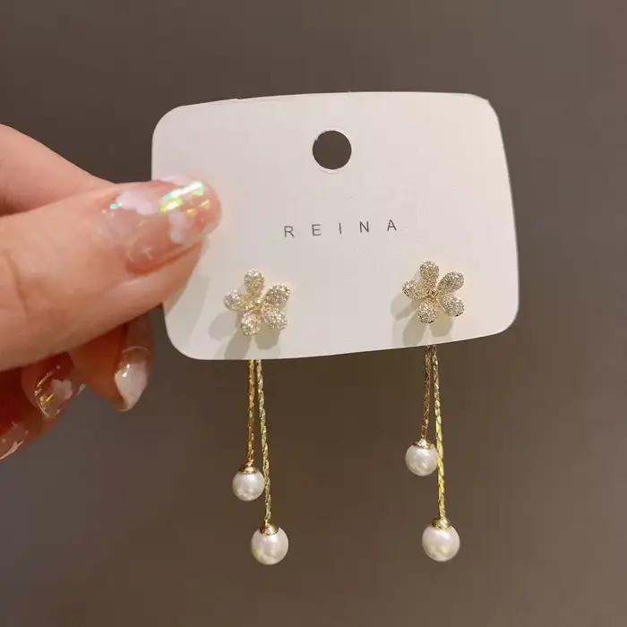 2025 tendance nouvelle Zircon fleur boucle d'oreille femme tempérament glands Imitation perle boucles d'oreilles pour les femmes mode bijoux Gif