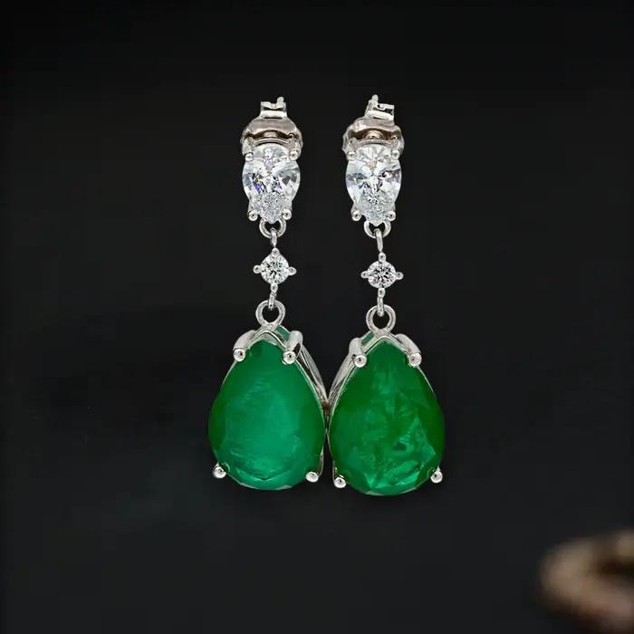 Fine Jewelry Boucles d'oreilles pendantes en argent sterling 925 avec pierres précieuses en saphir de laboratoire