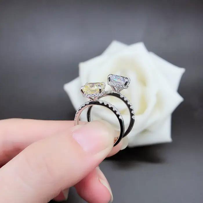 Bague en or blanc 18 carats avec diamant taille coussin pour femme