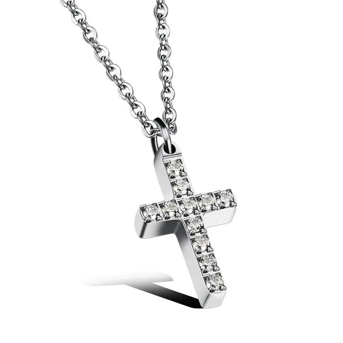 Lokaer Simple rétro croix unisexe pendentif collier classique en acier inoxydable 316L avec zircon cubique femmes hommes bijoux N17067