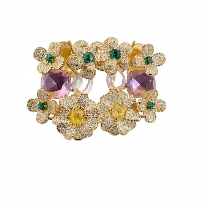 Boucles d'oreilles pendantes ovales en cristal or et or jaune clair pour femmes occasions spéciales elegance tendance