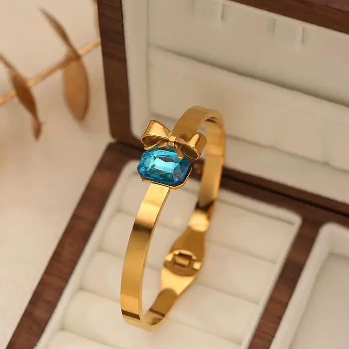 Bijoux Élégants EILIECK - Ensemble Collier Carré à Nœud Papillon, Boucles d'Oreilles, Bague et Bracelet pour Femmes Occasions Spéciales