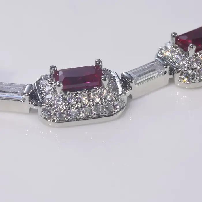 Bijoux pour femmes plaqué argent diamant rouge Bracelet de pierres précieuses Micro pavé émeraude Zircon mode
