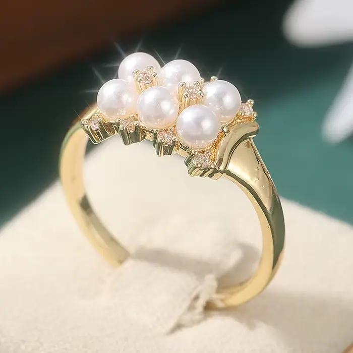 Bague classique pour femme avec imitation de perles incrustées, couleur or élégante, géométrique, po