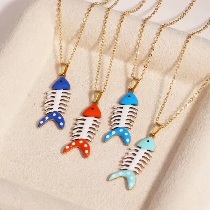 Colliers imperméables avec pendentif poisson en émail coloré pour femmes et filles, jolis bijoux de plage d'été en acier inoxydable couleur or