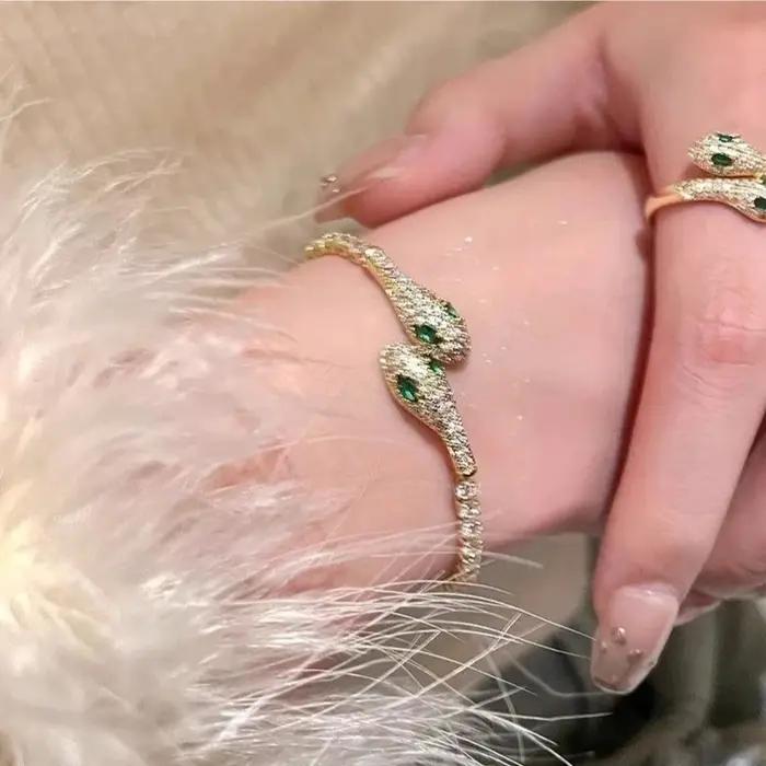 Bracelet Niche haut de gamme main bijoux de mode lumière luxe petit serpent