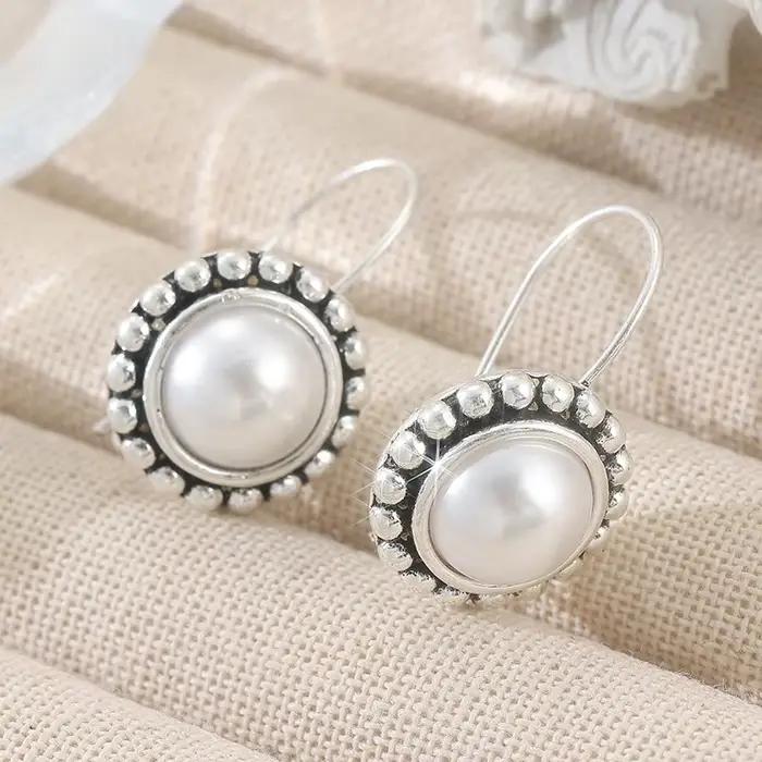 Boucles d'oreilles pendantes en perles synthétiques incrustées pour femmes, style vintage, plaquées