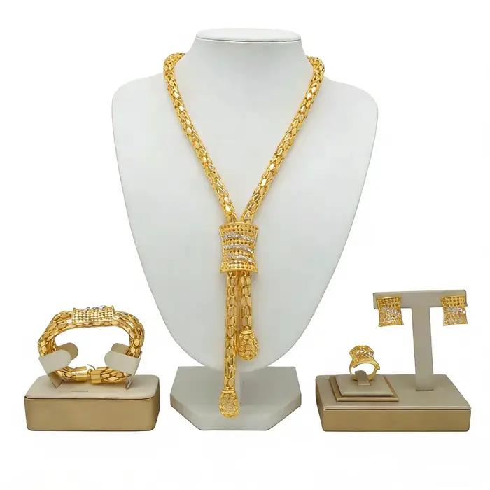 Ensemble de bijoux plaqués or de dubaï