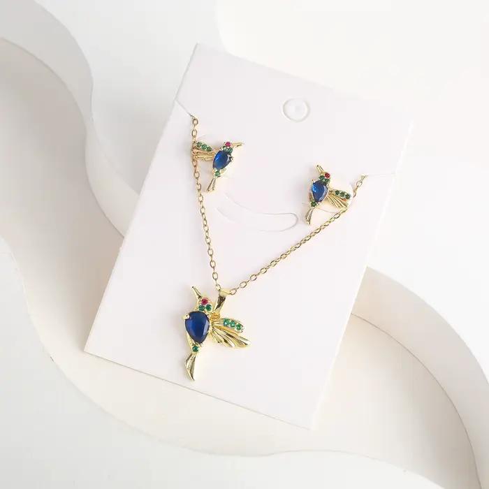 Ensemble de collier et boucles d'oreilles avec pendentif colibri en cristal classique, 7 couleurs, collier d'oiseau Animal en zircone, cadeau d'anniversaire et de mariage pour filles