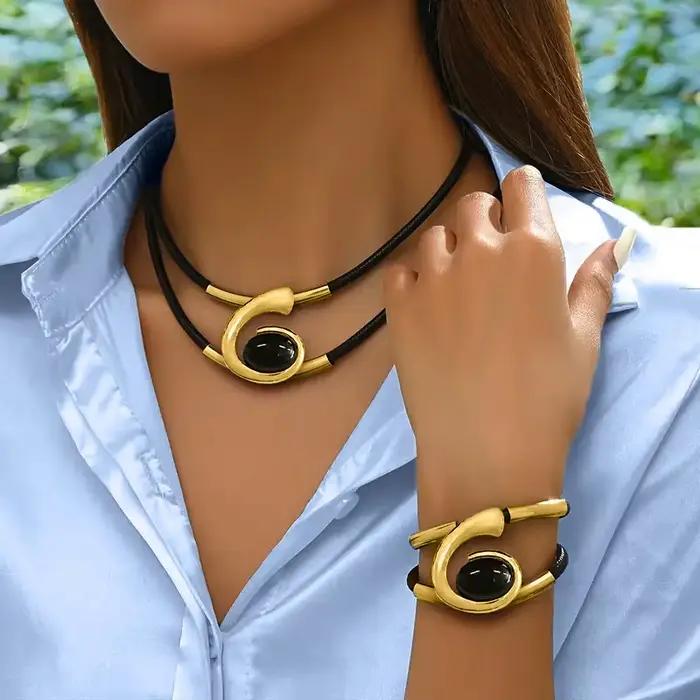 Ensemble de bijoux bohèmes en acrylique noir et zircon pour femmes, collier et bracelets assortis, b