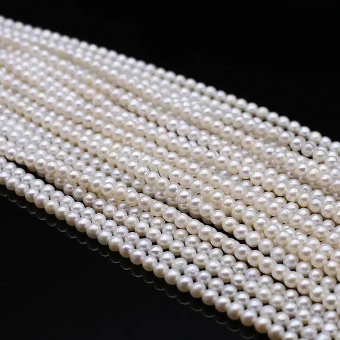 Perles de culture d'eau douce naturelles