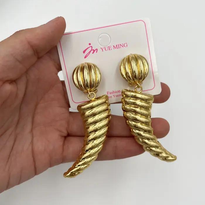 Ensemble de 2 pièces de bijoux de dubaï pour femmes, grandes boucles d'oreilles et pendentif, ensemble de 2 pièces pour mariage nigérian, accessoires de fête, cadeaux