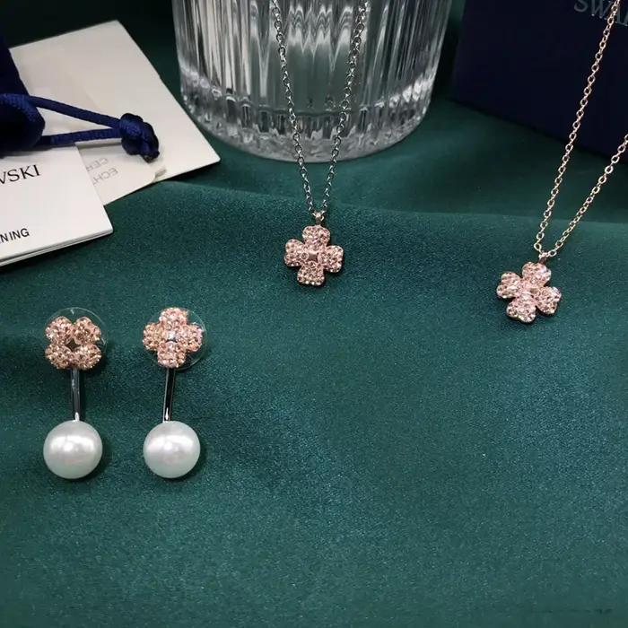 Ensemble de bijoux fins originaux en forme de fleur éternelle