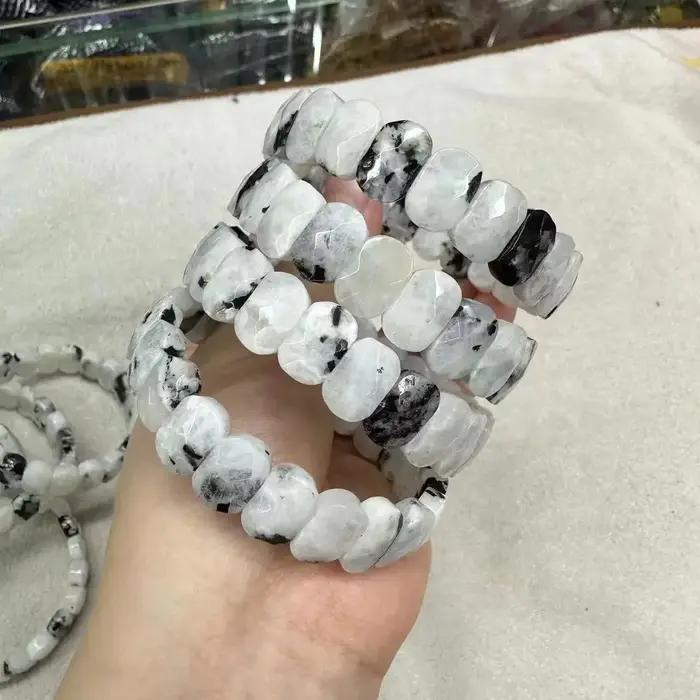 Bracelet en Pierre de Lune Naturelle de Haute Qualité