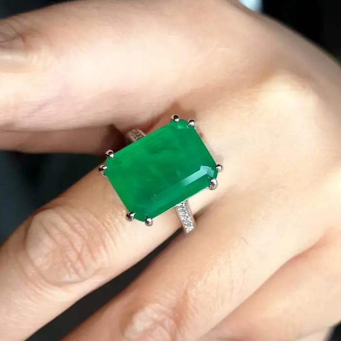 Bagues en diamants pour femmes