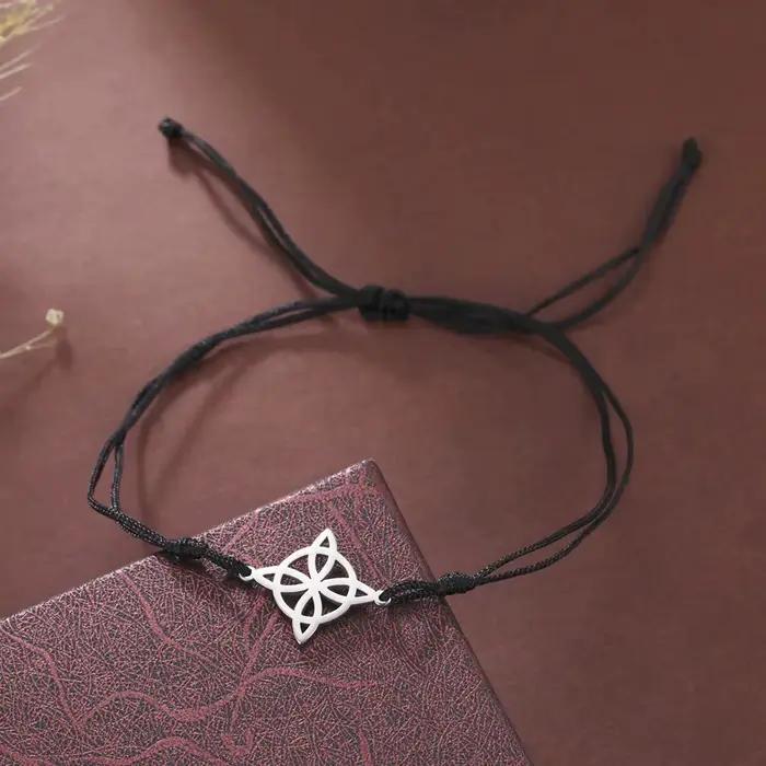 Bracelet en corde de cire et acier inoxydable avec pendentif nœud de sorcière amulette protection
