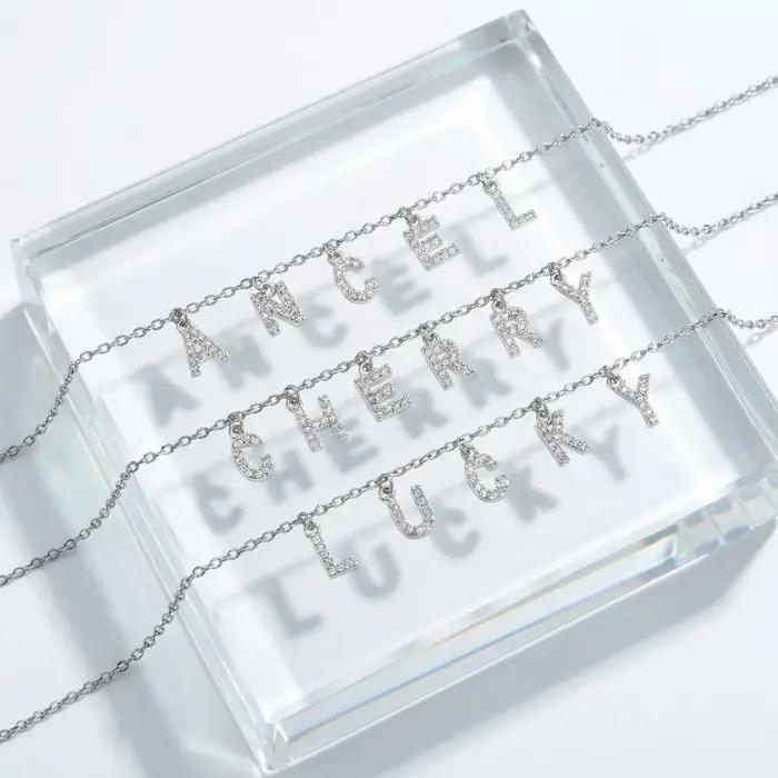 Collier avec nom personnalisé avec initiale pour femmes et mamans