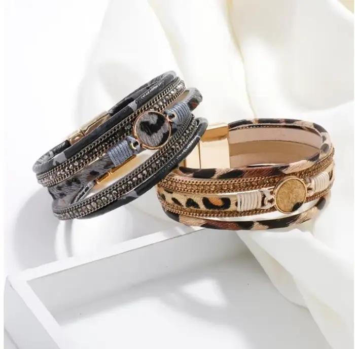 Bracelet en cuir et alliage de zinc à maillons avec motif ancre pour femme