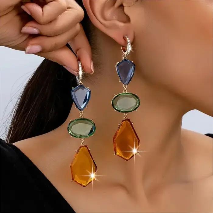 Boucles d'oreilles pendantes en résine luxueuse couleur or pour femmes