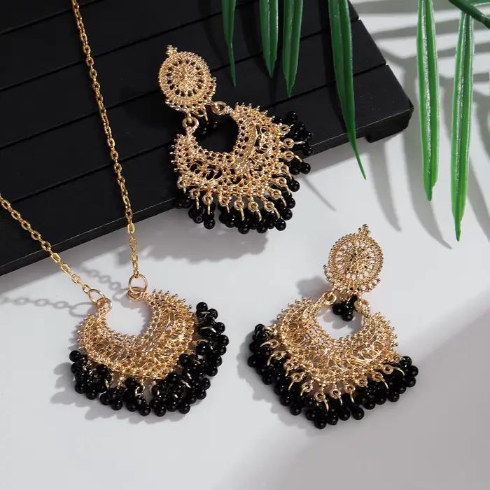 Ensemble de bijoux vintage rétro indiens perles rondes boucles doreilles pompons collier pour femmes occasions spéciales mariage anniversaire cadeau fête quotidienne