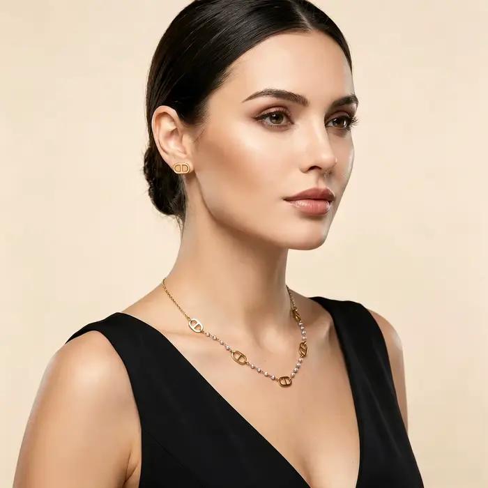 Ensemble de bijoux tendance avec logo CD, collier et boucles d'oreilles plaqués or pour femmes, accessoires minimalistes et vintage de style français