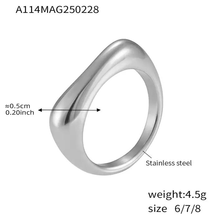 Bague carrée en acier inoxydable Ars plaquée or 18 carats
