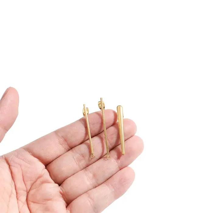 Clous de boucles d'oreilles en acier inoxydable or 18 carats