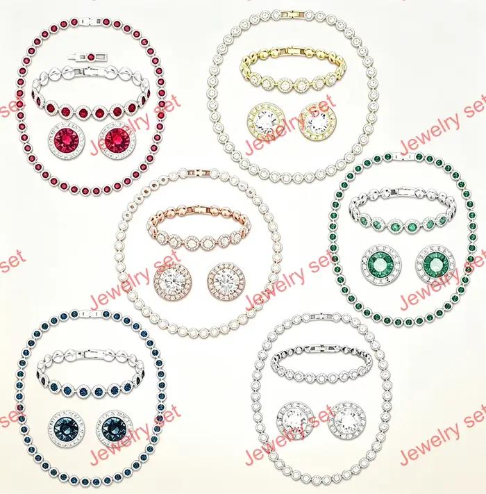 Ensemble de bijoux de luxe léger 2026 comprenant un collier, un bracelet et des boucles d'oreilles, avec une variété de styles assortis