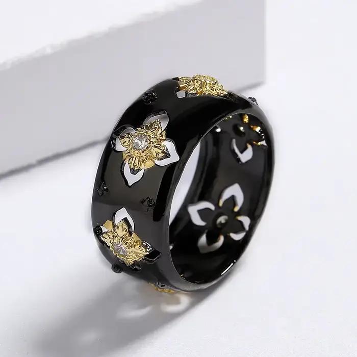 Bague en forme de croix pour femmes en or noir bicolore avec zirconium blanc pour engagement et occasions spéciales