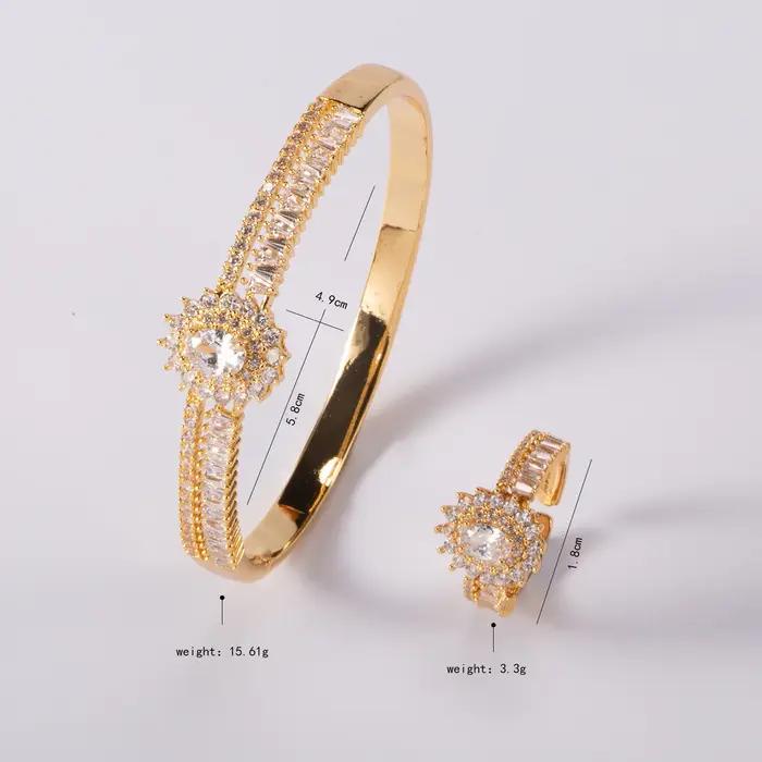 Ensemble de Bijoux Plaqués d'Or 18 Carats avec Bracelet et Bague en Cristal Tournesol Accent Baguette Occasion Spéciale Pour Femme