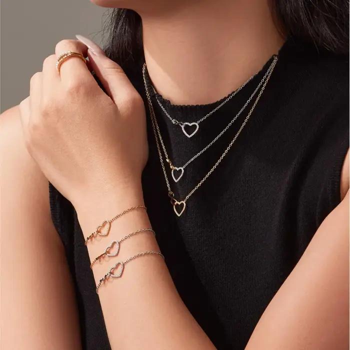 Ensemble de bijoux collier et bracelet pour femmes en acier inoxydable plaqué or design cœur et infini pour offrir