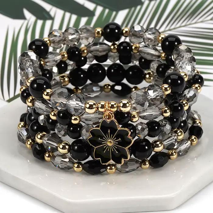 Bracelets bohémiens ornés de breloques marguerites et perles de cristal colorées pour femmes, accessoire de bijouterie de main pour l'été et la plage, chaînes de poignet style bohème