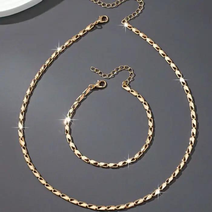 Ensemble de colliers et bracelets KC plaqués or pour femmes, bijoux élégants et luxueux pour bureau et carrière, cadeau spécial pour occasions importantes