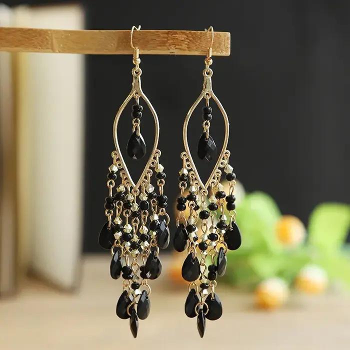 Boucles d'oreilles longues en perles de rocaille ethniques Boho pour femmes, pompon en cristal coloré, goutte d'eau, bijoux de fête à la mode pour filles