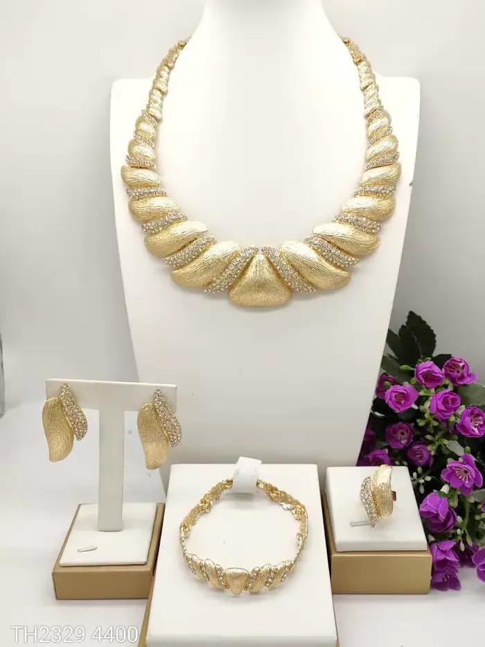 Ensemble de bijoux uniques pour femmes, collier, boucles d'oreilles, bracelet, bague, pour mariage nigérian