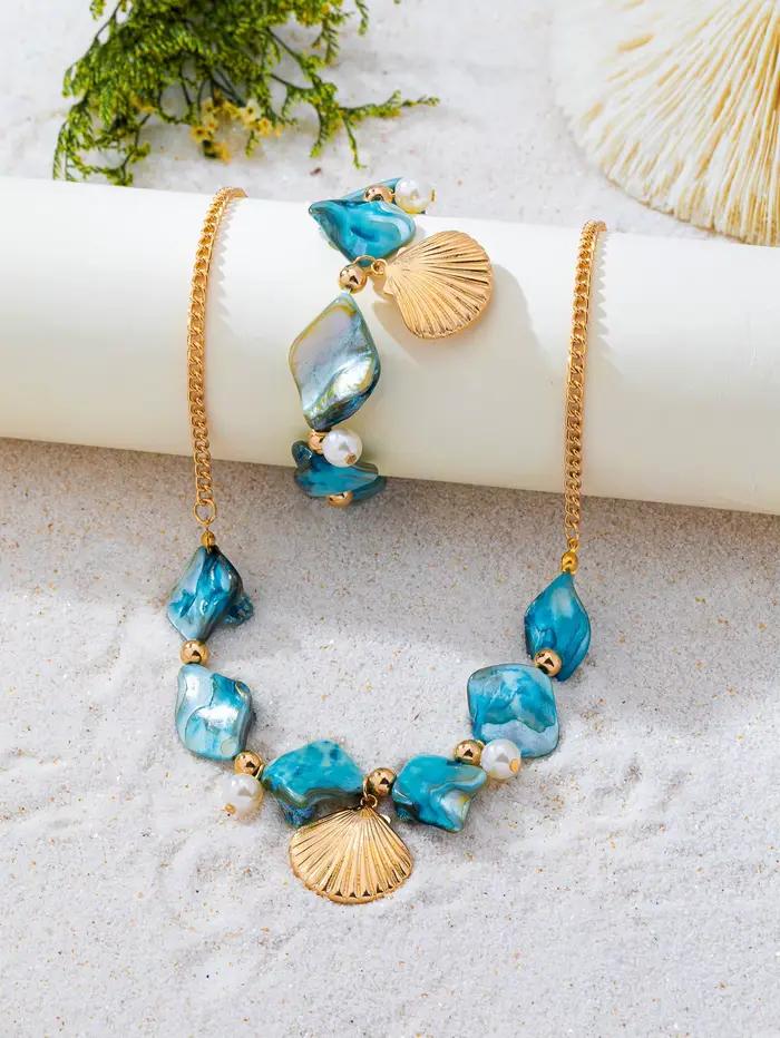 Ensemble de bijoux en perles de résine bleues effet patiné pour femme, collier et bracelet avec pendentif en perle coquillage dorée, ensemble complet d'accessoires de style bohème pour l'été et la pla