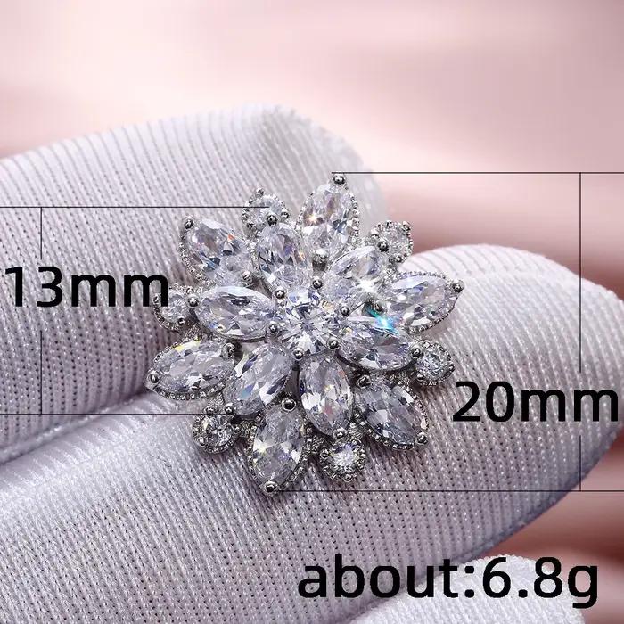 Huitan nouveauté magnifique grande fleur boucle d'oreille pour les femmes de mariage fiançailles danse fête Noble brillant Zircon pierre boucles d'oreilles