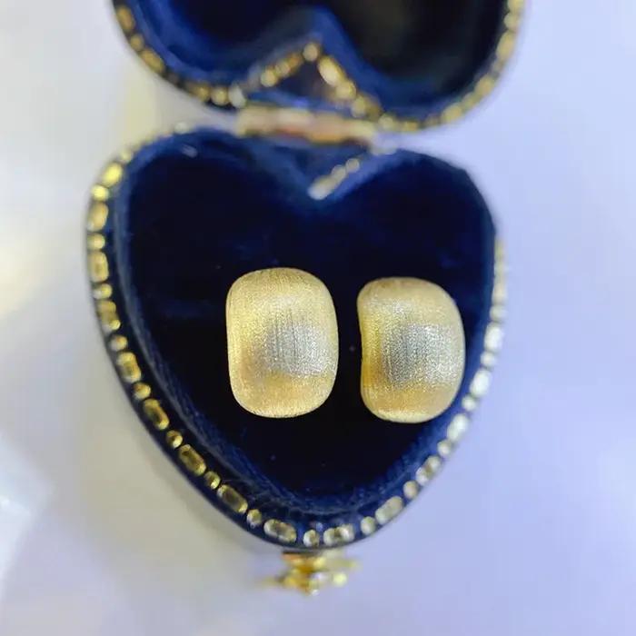 Boucles d'oreilles en or 18 carats pour femmes
