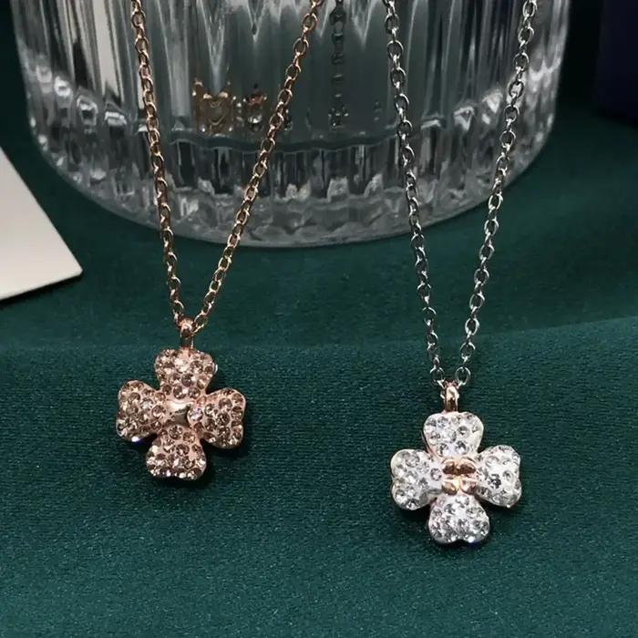 Ensemble de bijoux fins originaux en forme de fleur éternelle