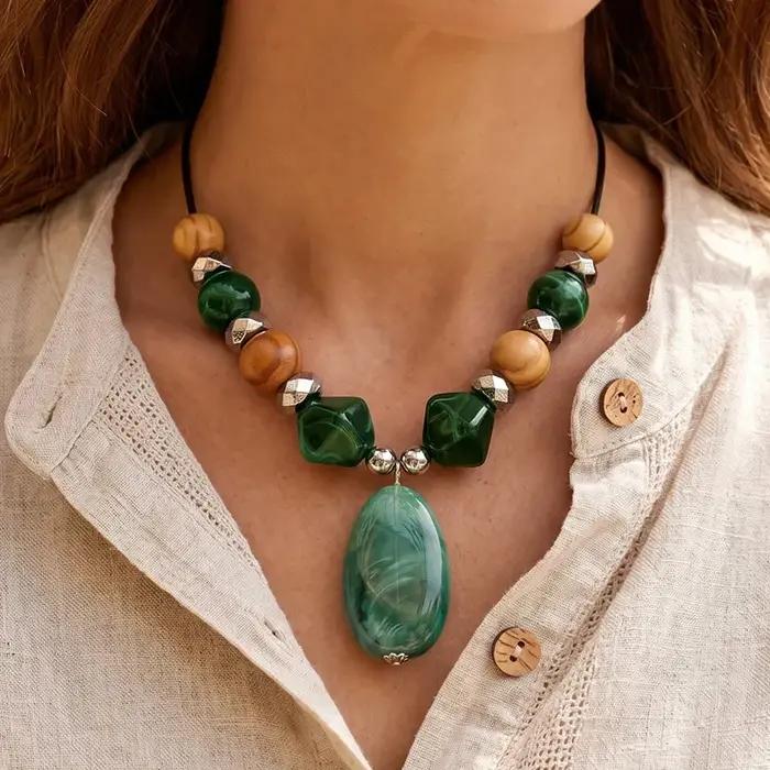 Collier Pendentif Vintage Bohème en Résine et Bois pour Femme, Ras-de-cou Géométrique en Acrylique Perlé, Bijoux de Luxe Ethniques d'Été