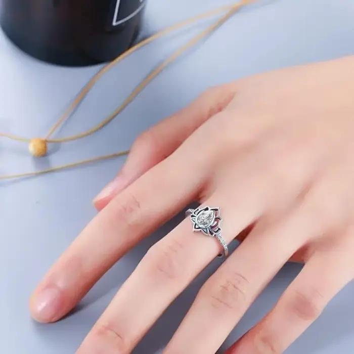 Bague Fleurs de Lotus en Argent Sterling 925 Sertie de Zirconium Blanc et Coloré Anneau Femme Occasions Spéciales Annuaires Mariage Anniversaire